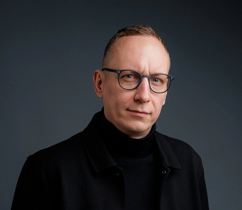 Павел Перов