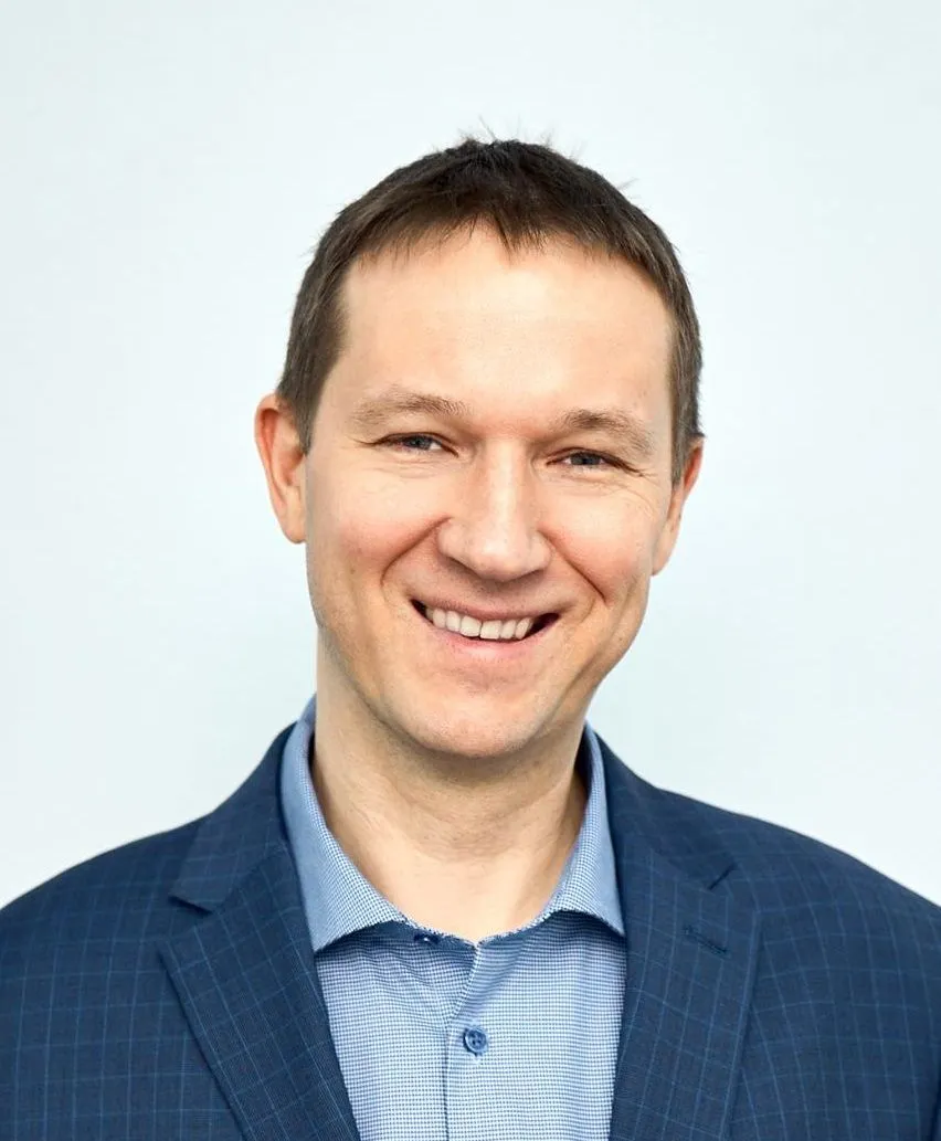 Владимир Бобров
