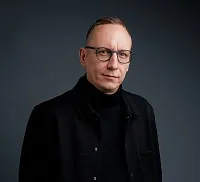 Павел Перов