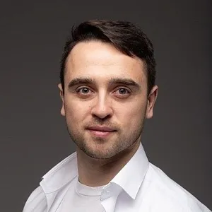 Роман Цветков