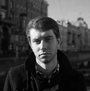 Андрей Комаров