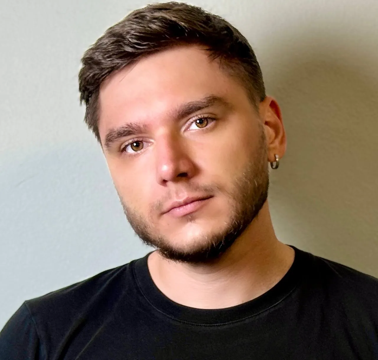 Влад Макаров